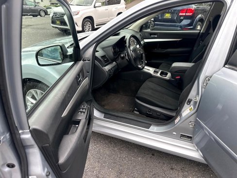 Used 2014 Subaru Legacy 2.5i Premium image 14