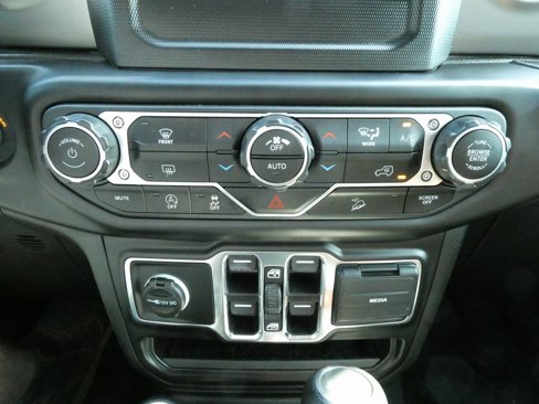 Used 2021 Jeep Wrangler Unlimited Sport image 22