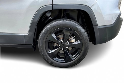 Certified 2020 Jeep Cherokee Latitude Plus image 30