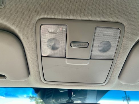 Used 2017 Kia Forte S image 29
