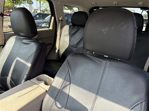 Used 2011 Ford Escape XLT image 6