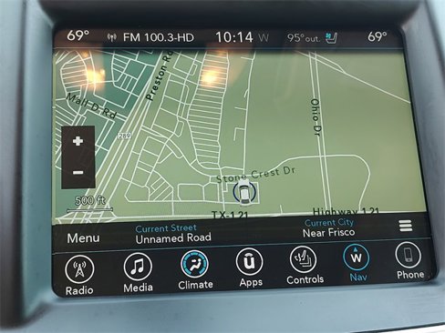 Used 2017 Chrysler 300 C image 19