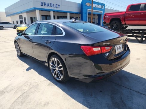 Used 2023 Chevrolet Malibu LT image 32
