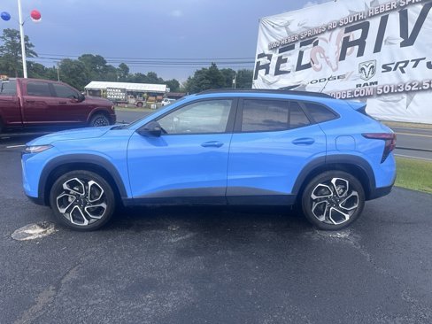 Used 2024 Chevrolet Trax RS w/ Sunroof Package image 24