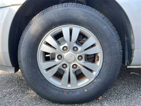 Used 2012 Kia Sedona LX w/ PWR Pkg image 10