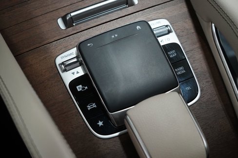 Certified 2020 Mercedes-Benz GLE 450 4MATIC image 28