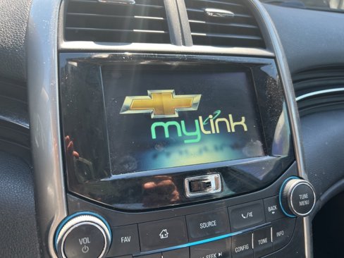 Used 2014 Chevrolet Malibu LT w/ Power Convenience Package image 11