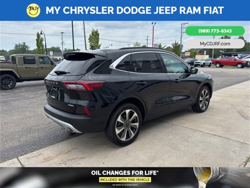 Used 2023 Ford Escape Platinum image 6