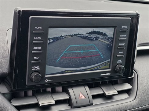 Used 2021 Toyota RAV4 XLE image 5