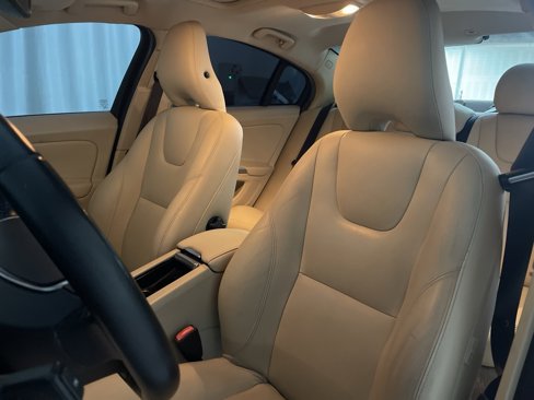 Used 2015 Volvo S60 T5 Premier image 22