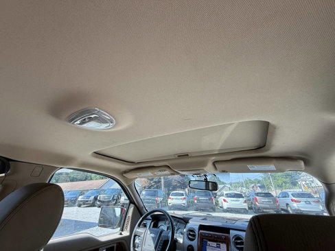Used 2010 Ford F150 Lariat image 17