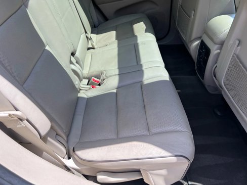 Used 2013 Jeep Grand Cherokee Overland image 31