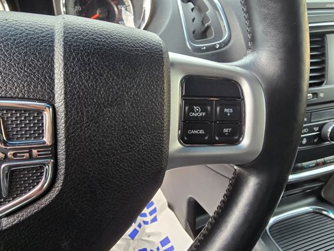 Used 2017 Dodge Grand Caravan GT image 21