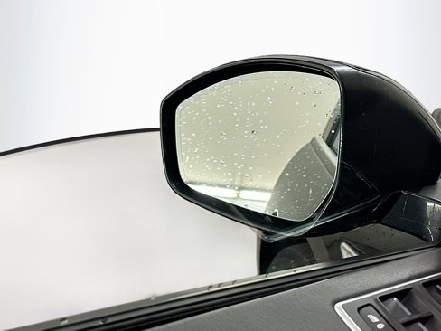 Used 2017 Jaguar F-PACE Premium image 16