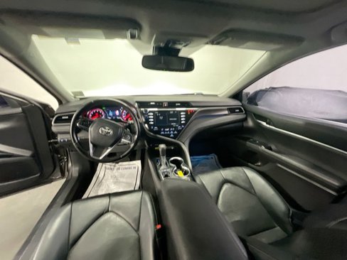 Used 2019 Toyota Camry XSE image 20
