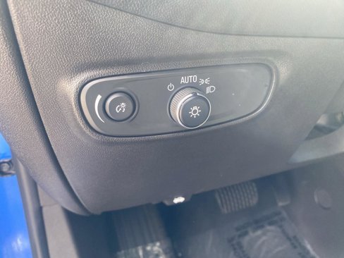 Used 2024 Chevrolet Equinox LT image 24