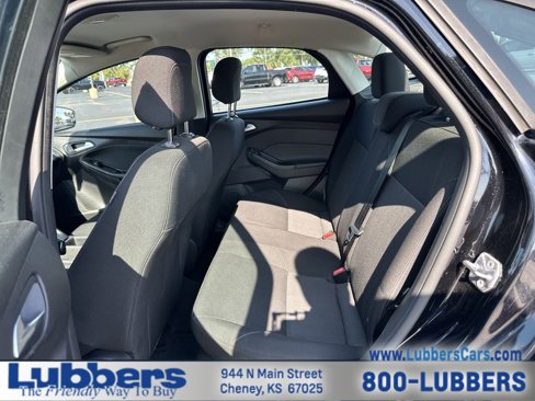 Used 2018 Ford Focus SE image 18