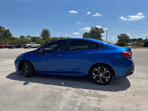 Used 2019 Chevrolet Cruze LT w/ Convenience Package image 4