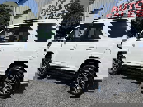Used 2024 Toyota 4Runner TRD Off-Road image 10