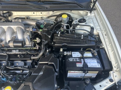 Used 2004 INFINITI I35 w/ Cold Weather Pkg image 24