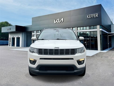 Used 2021 Jeep Compass Latitude image 3