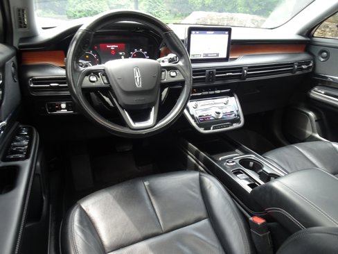 Used 2020 Lincoln Corsair Reserve w/ Equipment Group 201A image 17