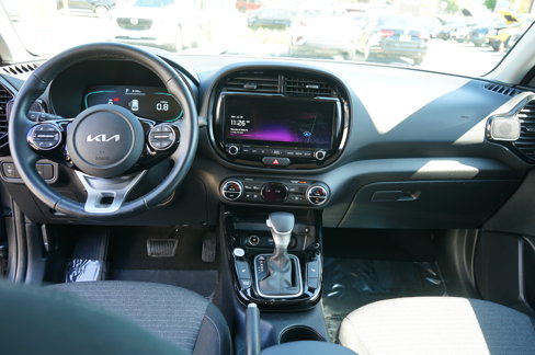 Used 2023 Kia Soul EX image 19