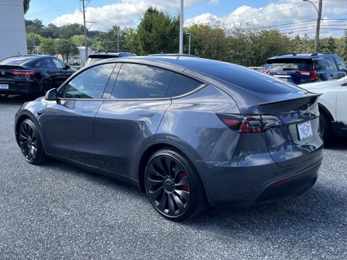 Used 2023 Tesla Model Y Performance image 5