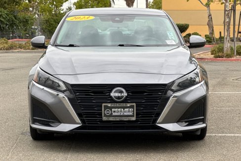 Used 2023 Nissan Altima 2.5 SV image 9