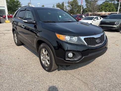 Used 2012 Kia Sorento LX w/ Convenience Pkg image 3