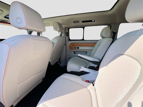 New 2025 Volkswagen ID. Buzz Pro S Plus image 25