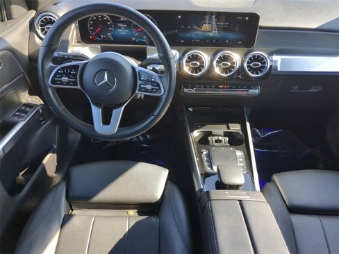 Used 2021 Mercedes-Benz GLB 250 w/ Premium Package image 14