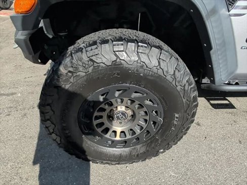 Certified 2020 Jeep Gladiator Sport w/ Quick Order Package 24S image 9