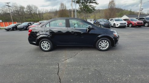 Used 2020 Chevrolet Sonic LT image 9