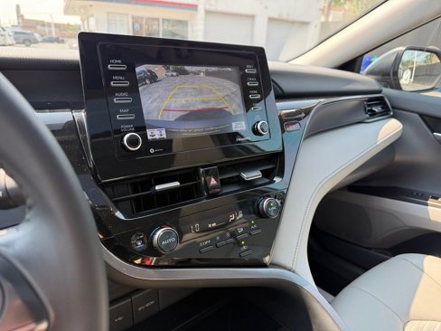 Certified 2024 Toyota Camry SE image 33