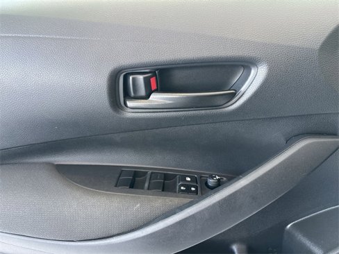 Used 2023 Toyota Corolla LE image 20