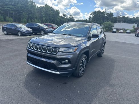 Used 2022 Jeep Compass Limited image 1