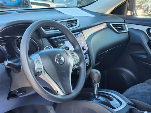 Used 2015 Nissan Rogue SV image 27