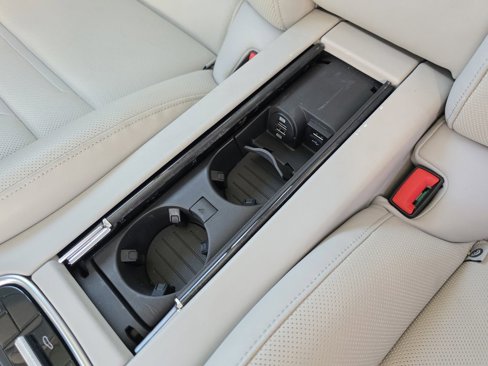 Certified 2018 Porsche Panamera 4 w/ Premium Package Plus image 28