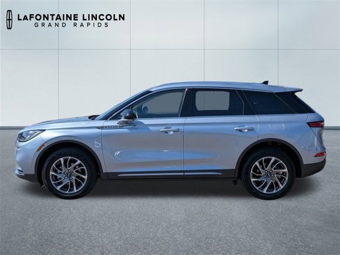 Certified 2022 Lincoln Corsair AWD w/ Equipment Group 101A image 2