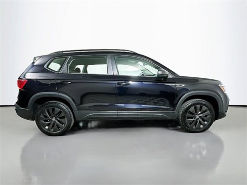 Used 2024 Volkswagen Taos S image 8