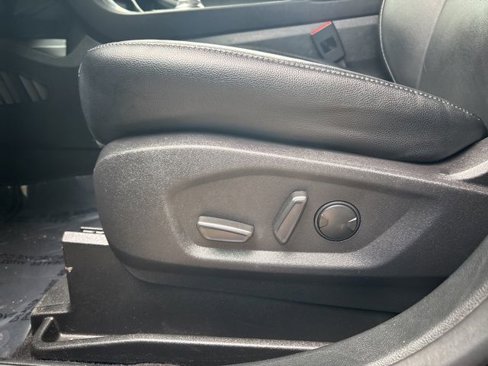 Used 2022 Ford Edge Titanium image 14