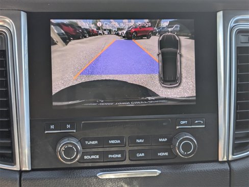 Used 2017 Porsche Macan image 17