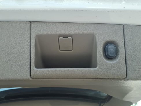 Used 2018 GMC Yukon SLT w/ Open Road Package image 7