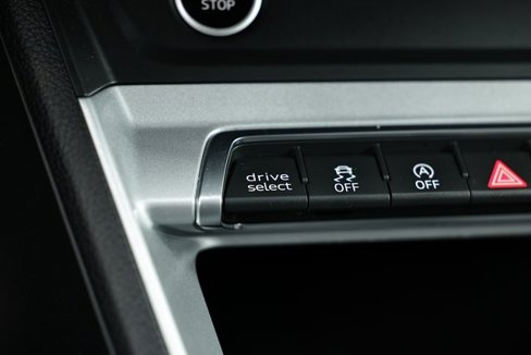 Used 2022 Audi Q3 2.0T Premium w/ Convenience Package image 38