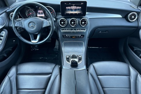 Used 2019 Mercedes-Benz GLC 300 4MATIC image 13