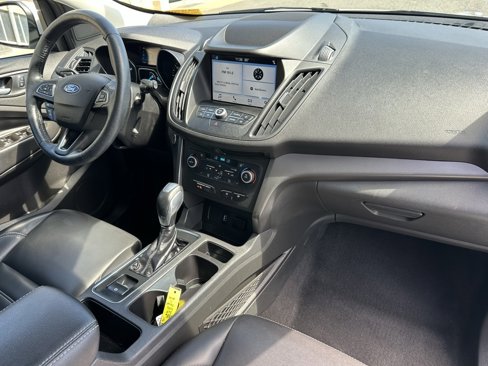 Used 2019 Ford Escape SEL image 14