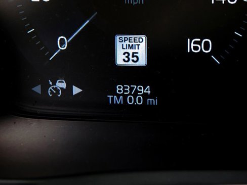 Used 2016 Volvo XC90 T6 Momentum image 26