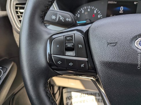 Used 2022 Ford Escape SEL image 20