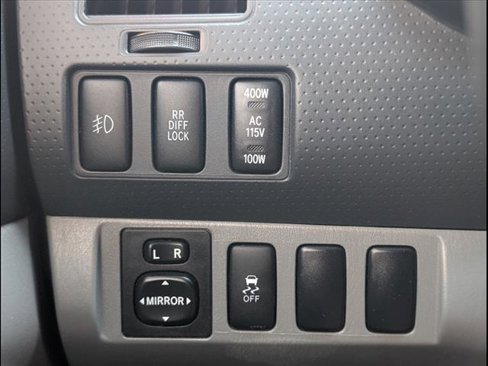 Used 2011 Toyota Tacoma PreRunner image 13